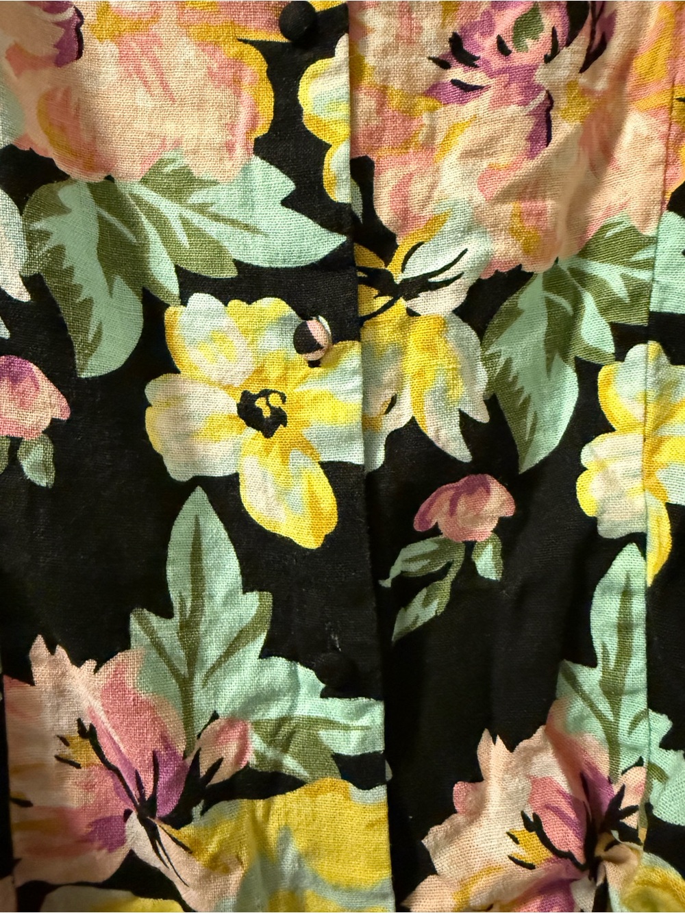 Who What Wear Black Floral Off-Shoulder Crop Top with Yellow & Pink Flowers - Picture 3 of 7